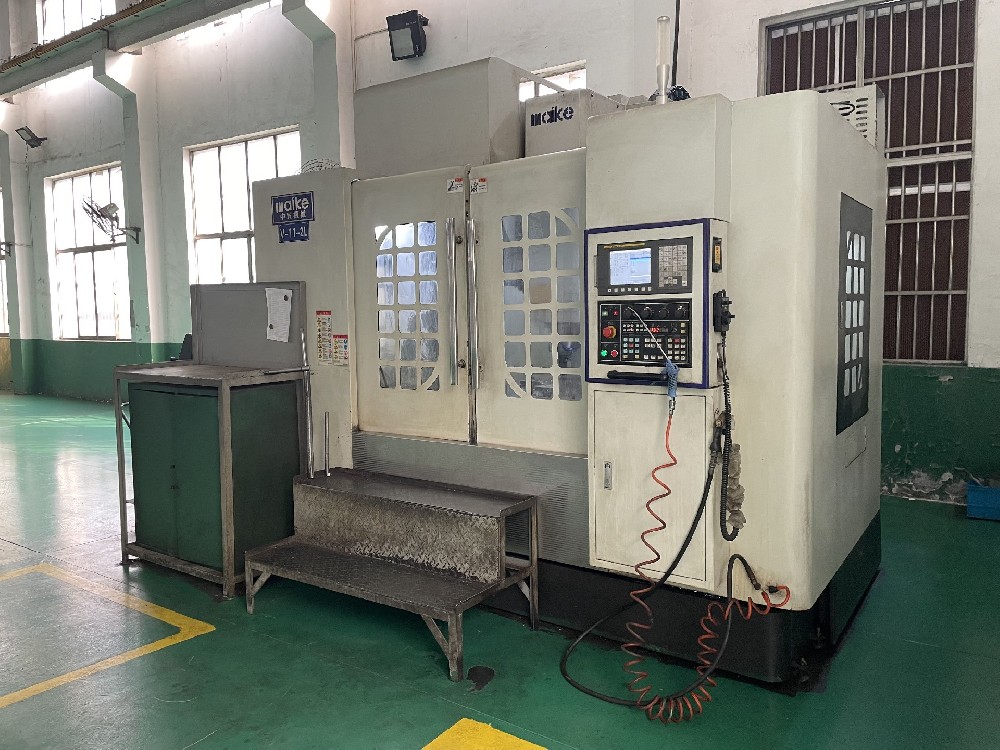 CNC Vertical Machining Center V-11L-2L